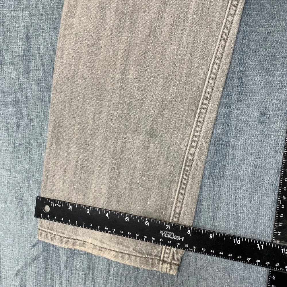 Vintage Levi's 514 Jeans Mens 30x30 Gray Denim All Day Comfort Light Wash Y2K